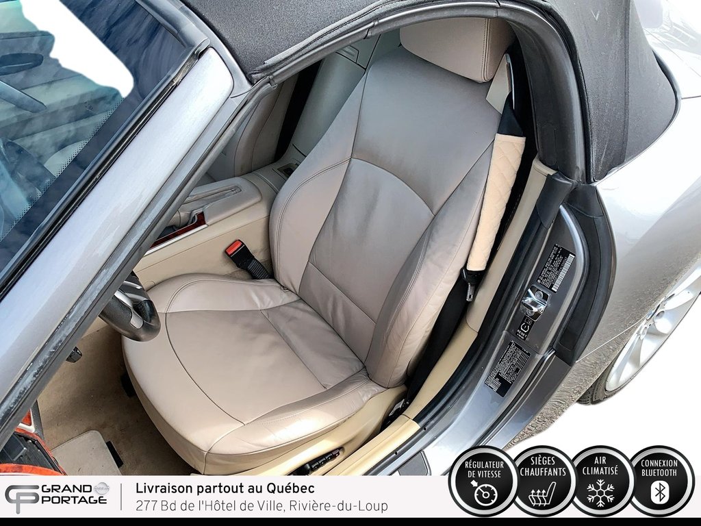 BMW Z4 2,5i, boîte automatique à propulsion arrière 2004 à Rivière-du-loup, Québec - 13 - w1024h768px