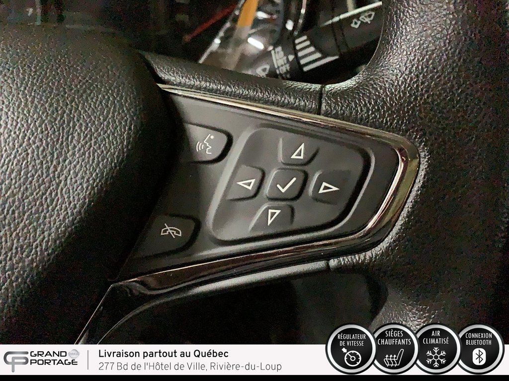 Chevrolet Cruze LT Turbo, boîte automatique à traction avant 2017 à Rivière-du-loup, Québec - 16 - w1024h768px