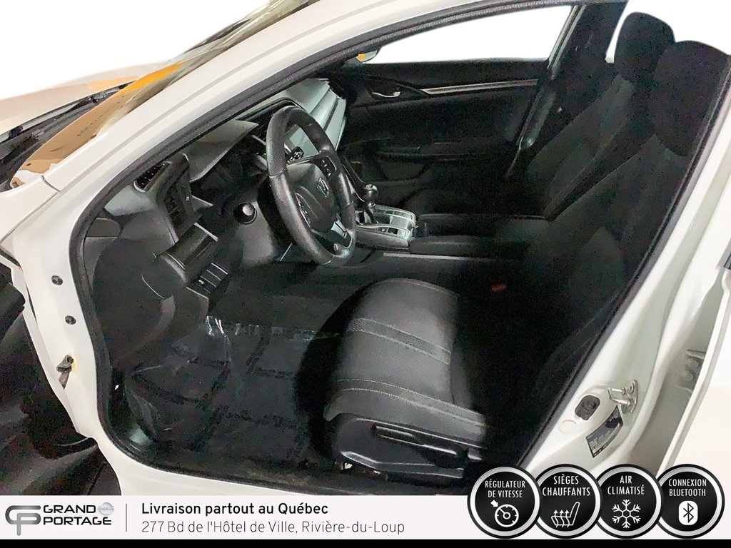 2017 Honda Civic LX, boîte manuelle à traction avant in Rivière-du-loup, Quebec - 12 - w1024h768px