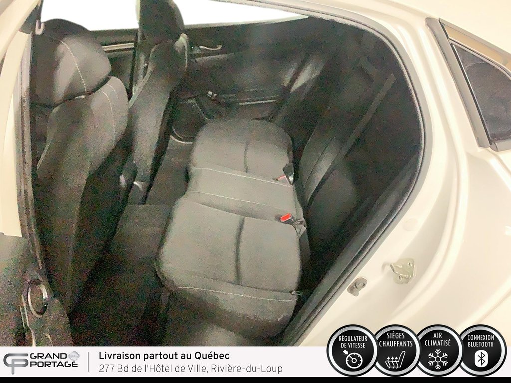2017 Honda Civic LX, boîte manuelle à traction avant in Rivière-du-loup, Quebec - 14 - w1024h768px