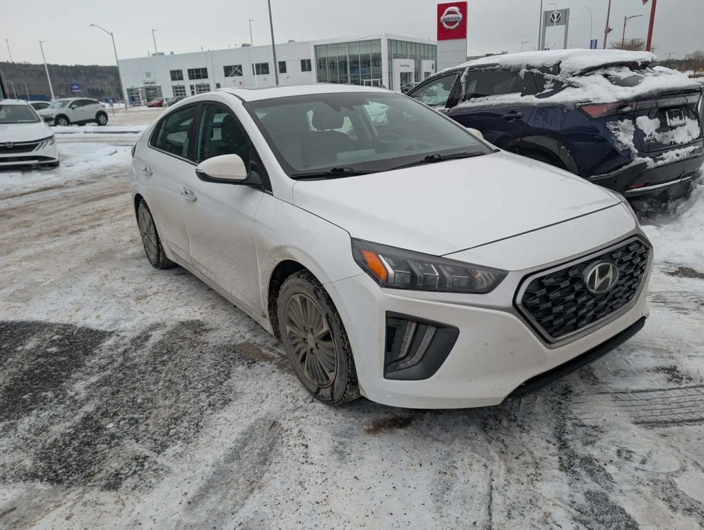 Hyundai IONIQ Hybrid Ultimate, boîte automatique à traction avant 2021 à Rivière-du-loup, Québec - 1 - w1024h768px