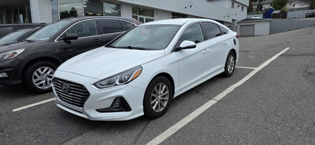 2019 Hyundai Sonata Essential, boîte automatique à traction avant in Rivière-du-loup, Quebec - 1 - w1024h768px