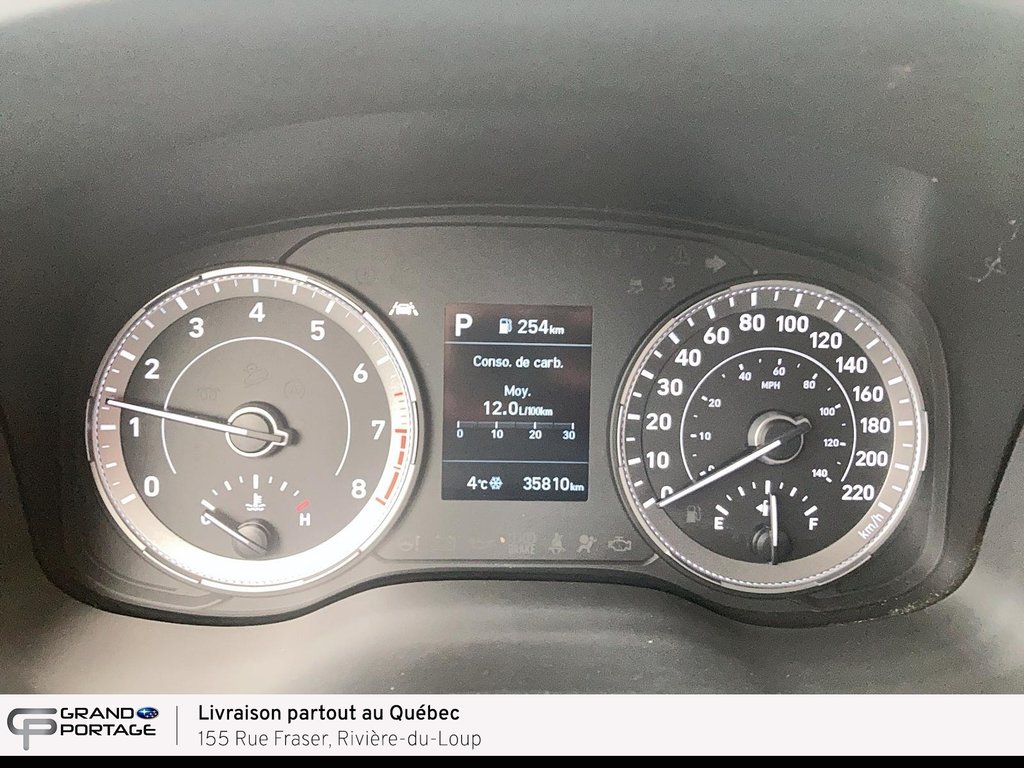 2022 Hyundai Venue Essential, CVT à traction avant in Rivière-du-loup, Quebec - 18 - w1024h768px