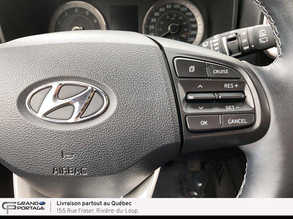 2022 Hyundai Venue Essential, CVT à traction avant in Rivière-du-loup, Quebec - 17 - w1024h768px