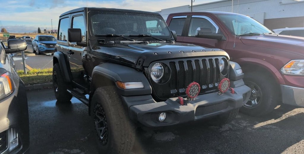 2018 Jeep Wrangler Unlimited Sport, boîte automatique à 4 roues motrices in Rivière-du-loup, Quebec - 2 - w1024h768px