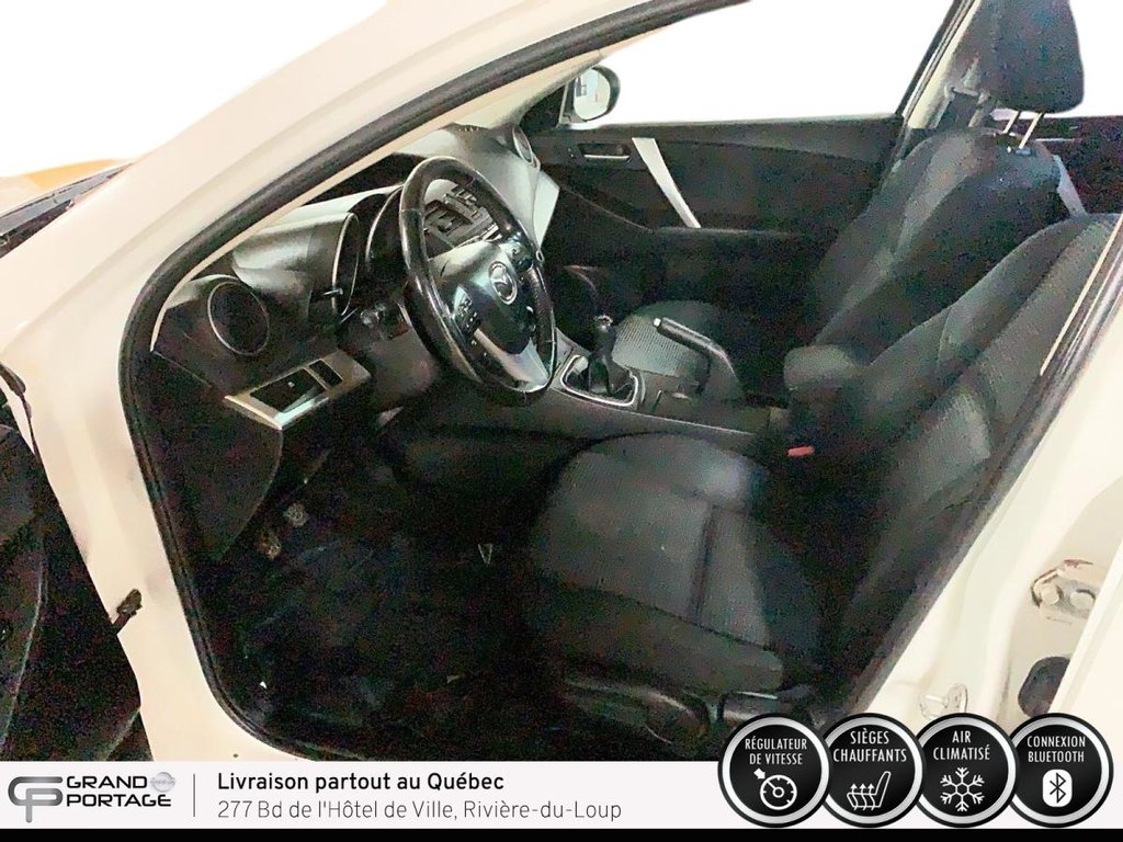 2013 Mazda 3 VENDU TEL QUEL in Rivière-du-loup, Quebec - 12 - w1024h768px