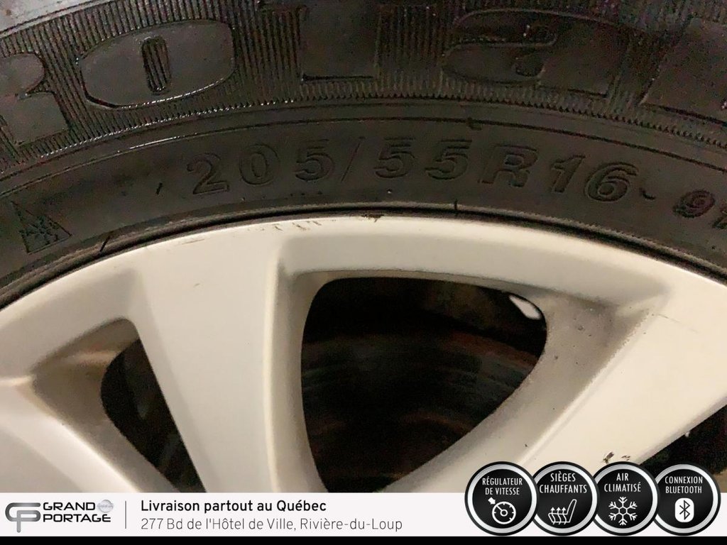 2013 Mazda 3 VENDU TEL QUEL in Rivière-du-loup, Quebec - 21 - w1024h768px