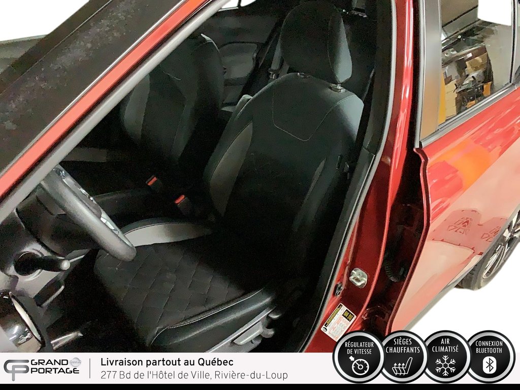 2020 Nissan Kicks SV, CVT à traction avant in Rivière-du-loup, Quebec - 13 - w1024h768px