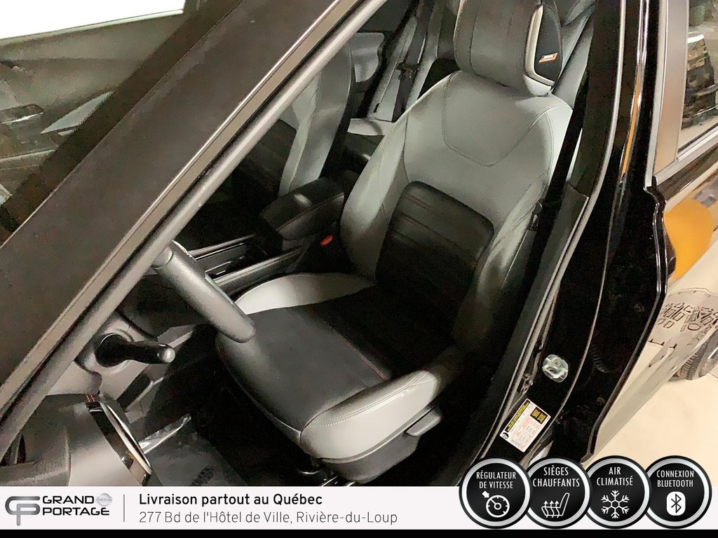 2022 Nissan Kicks SR, CVT à traction avant in Rivière-du-loup, Quebec - 13 - w1024h768px