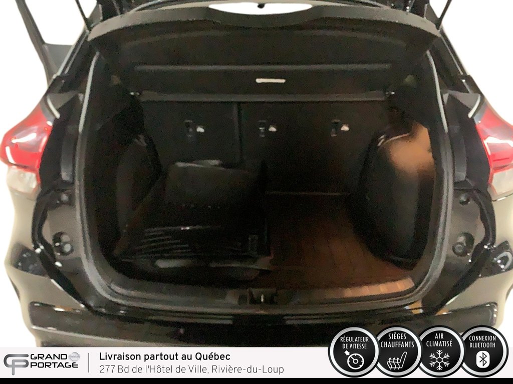 2022 Nissan Kicks SR, CVT à traction avant in Rivière-du-loup, Quebec - 10 - w1024h768px