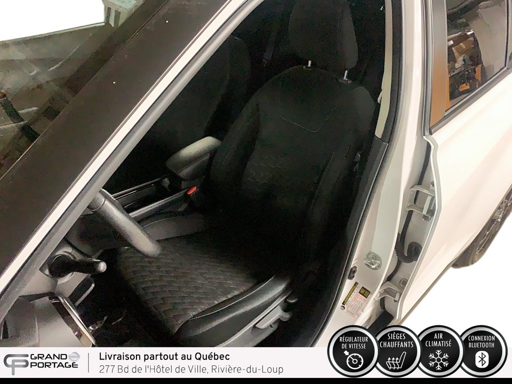 2022 Nissan Kicks SV, CVT à traction avant in Rivière-du-loup, Quebec - 13 - w1024h768px