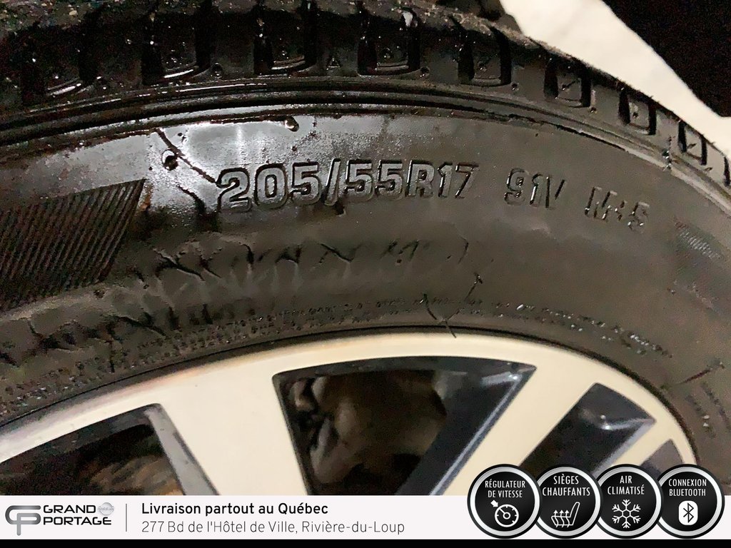 Nissan Kicks SV, CVT à traction avant 2023 à Rivière-du-loup, Québec - 21 - w1024h768px