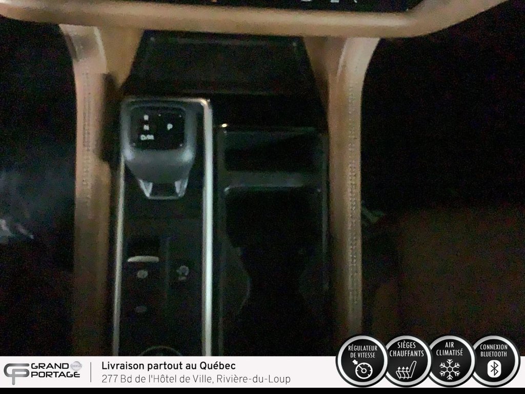 Nissan Pathfinder Platinum, boîte automatique à 4 roues motrices 2022 à Rivière-du-loup, Québec - 19 - w1024h768px