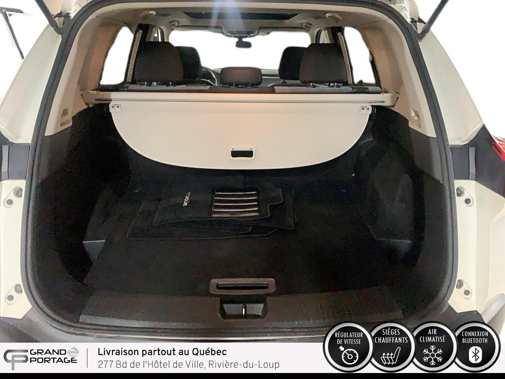 Nissan Rogue SV, CVT à traction intégrale 2022 à Rivière-du-loup, Québec - 10 - w1024h768px