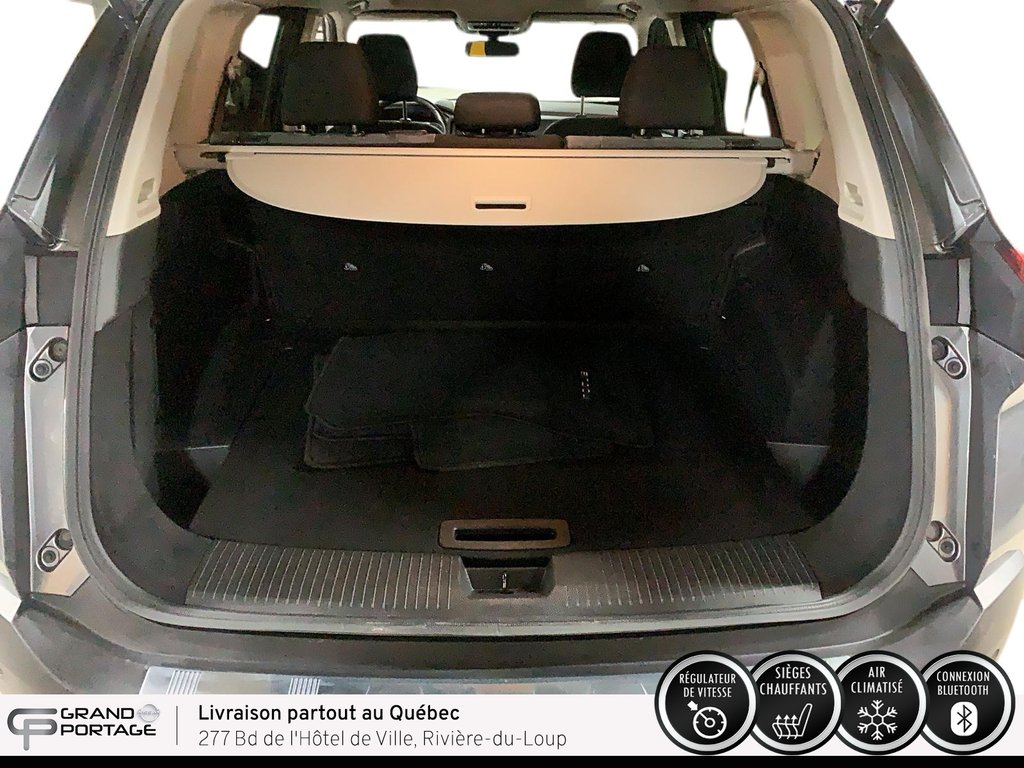 Nissan Rogue SV, CVT à traction intégrale 2023 à Rivière-du-loup, Québec - 10 - w1024h768px