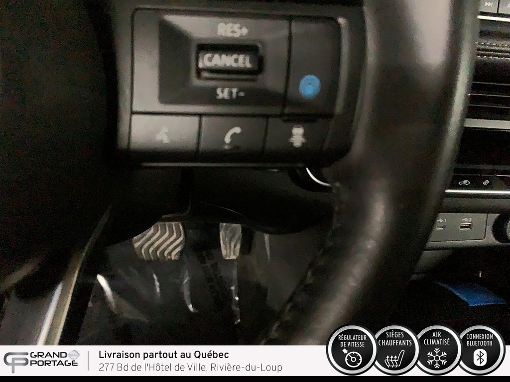 Nissan Rogue SV, CVT à traction intégrale 2023 à Rivière-du-loup, Québec - 16 - w1024h768px