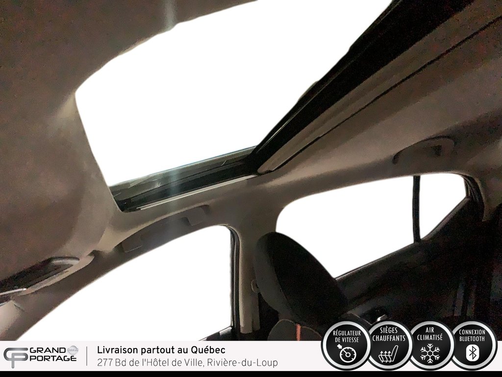 2023 Nissan Sentra SR, CVT à traction avant in Rivière-du-loup, Quebec - 22 - w1024h768px