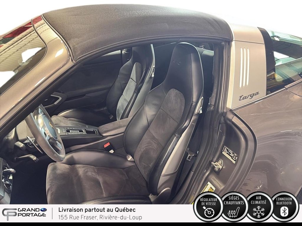 Porsche 911 Targa 4 GTS, PDK, Premium Package, 2 ans Garantie 2016 à Rivière-du-loup, Québec - 11 - w1024h768px