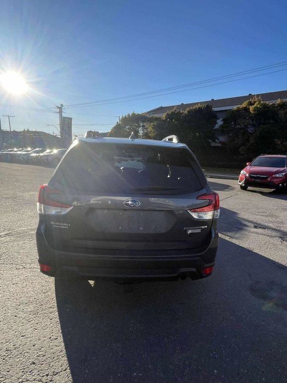 Subaru Forester 2.5i Tourisme, CVT à traction intégrale 2020 à Rivière-du-loup, Québec - 3 - w1024h768px