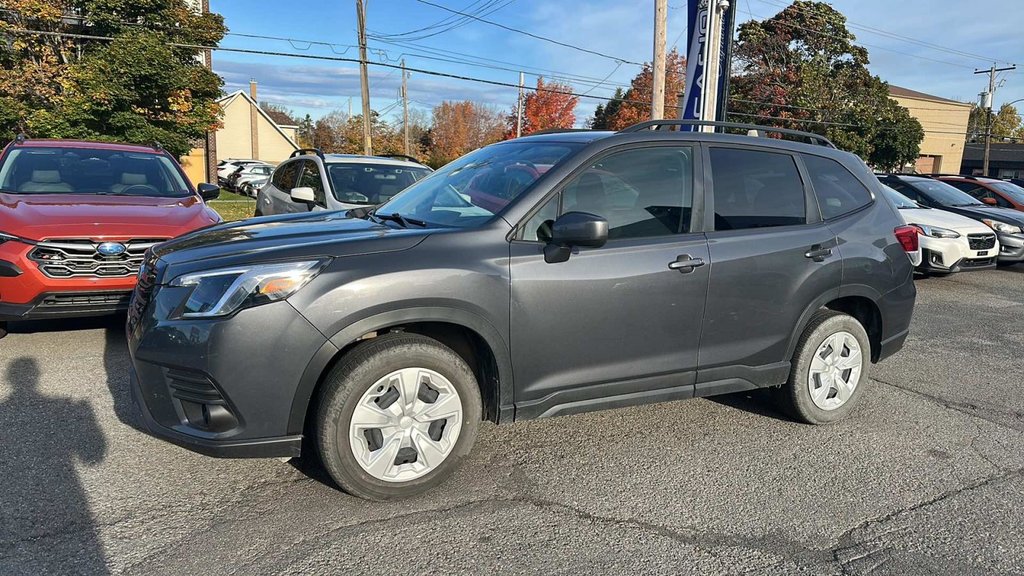 Subaru Forester 2.5i, CVT à traction intégrale 2022 à Rivière-du-loup, Québec - 1 - w1024h768px