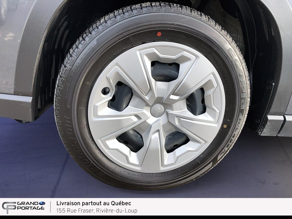 Subaru Forester Base, CVT à traction intégrale 2024 à Rivière-du-loup, Québec - 9 - w1024h768px