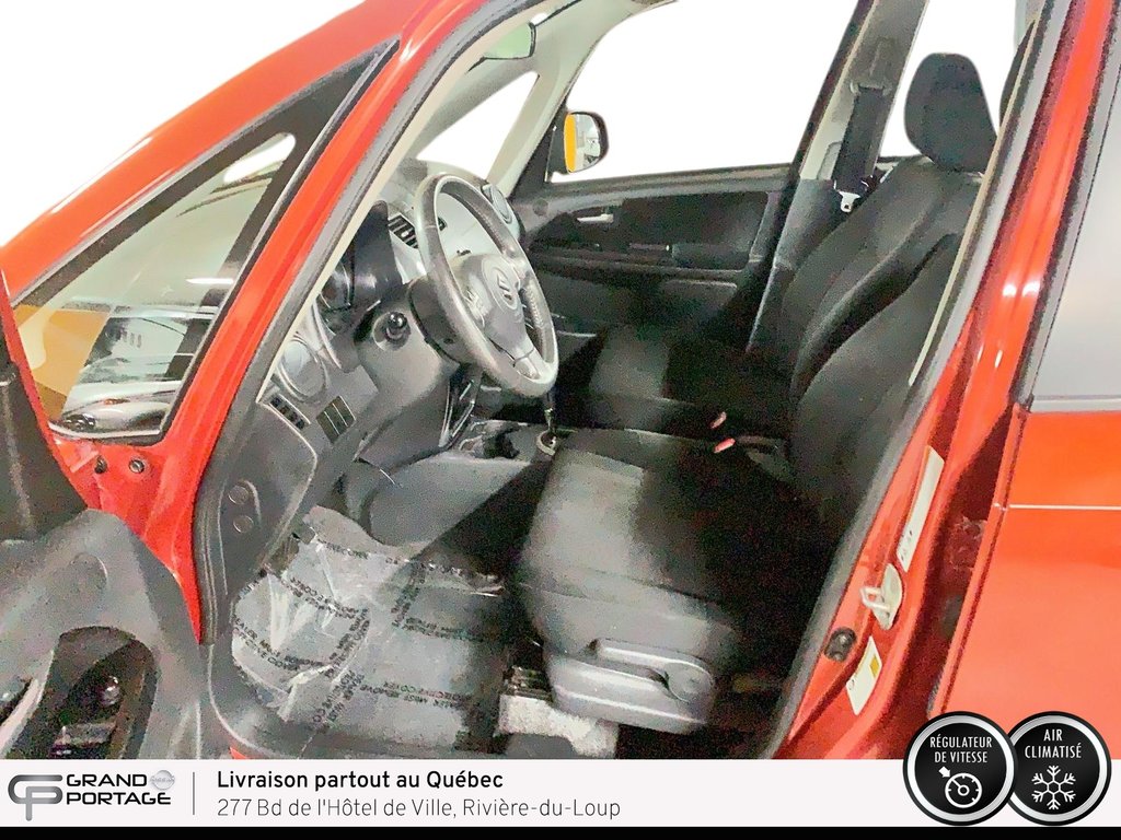 2010 Suzuki Sx4 VENDU TEL QUEL in Rivière-du-loup, Quebec - 12 - w1024h768px