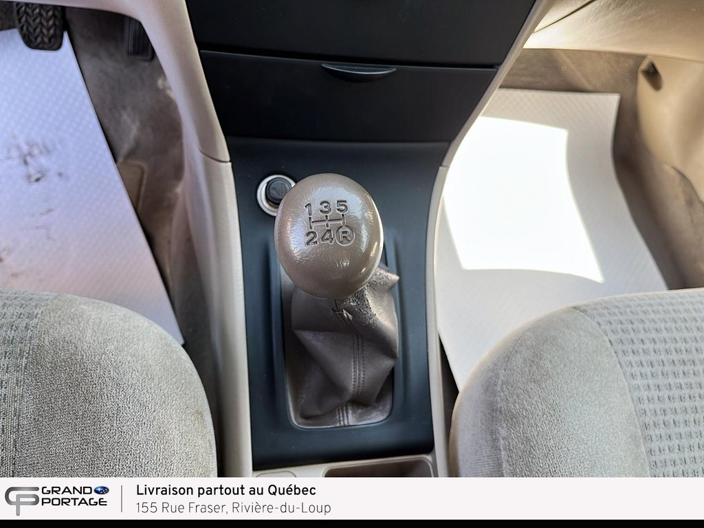 Toyota Corolla VENDU TEL QUEL 2006 à Rivière-du-loup, Québec - 17 - w1024h768px