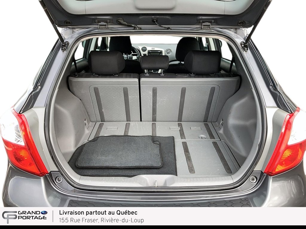 Toyota Matrix Base, boîte manuelle à traction avant 2014 à Rivière-du-loup, Québec - 10 - w1024h768px