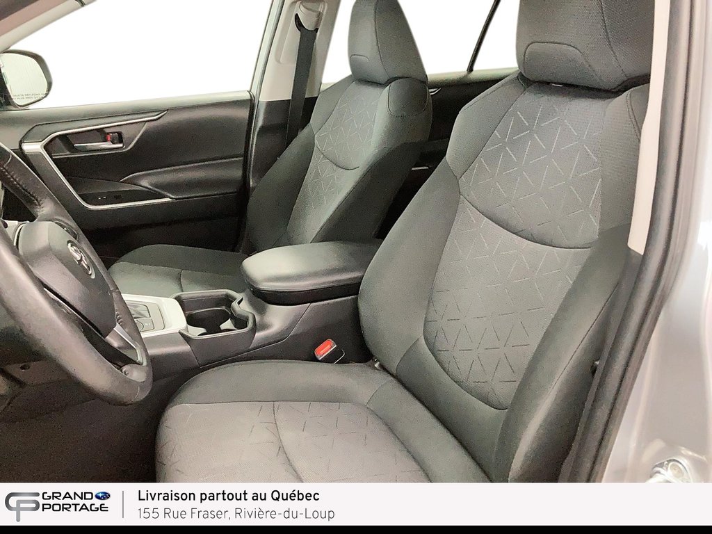 2021 Toyota RAV4 hybride XLE, CVT à traction intégrale in Rivière-du-loup, Quebec - 13 - w1024h768px