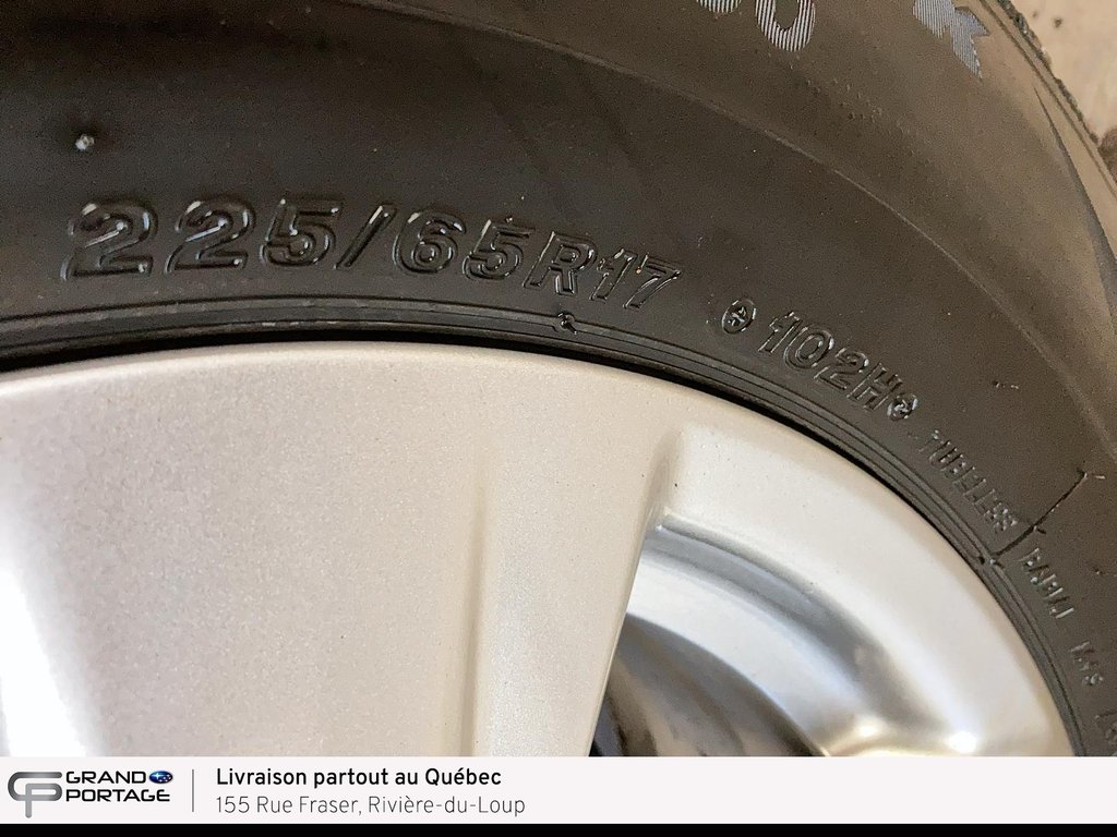 2021 Toyota RAV4 hybride XLE, CVT à traction intégrale in Rivière-du-loup, Quebec - 24 - w1024h768px