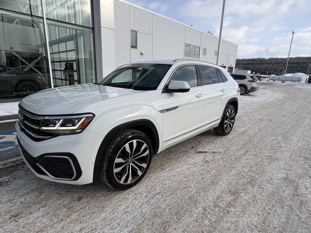Volkswagen Atlas Cross Sport Execline, boîte automatique à traction intégrale 2022 à Rivière-du-loup, Québec - 3 - w1024h768px