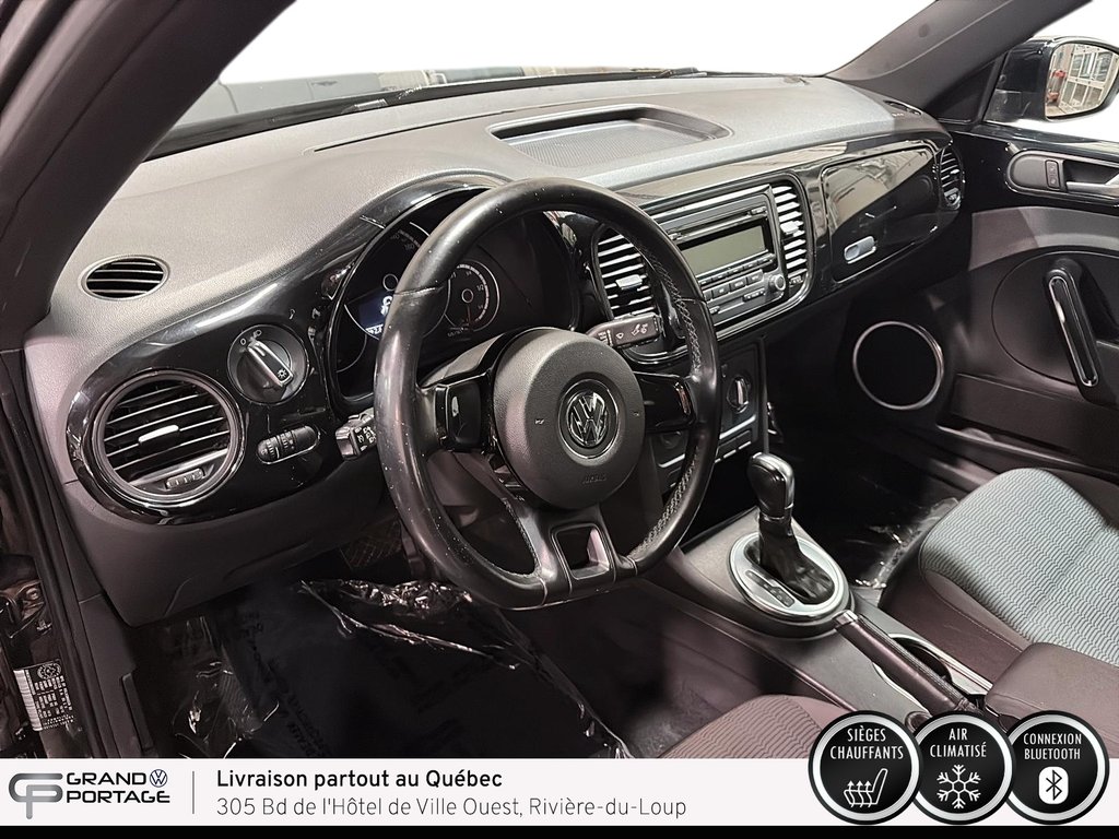 2014 Volkswagen Beetle 2.5 L, boîte automatique à traction avant in Rivière-du-loup, Quebec - 14 - w1024h768px