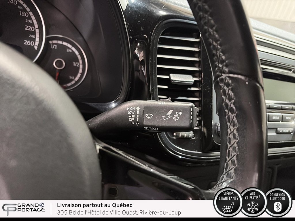 2014 Volkswagen Beetle 2.5 L, boîte automatique à traction avant in Rivière-du-loup, Quebec - 15 - w1024h768px