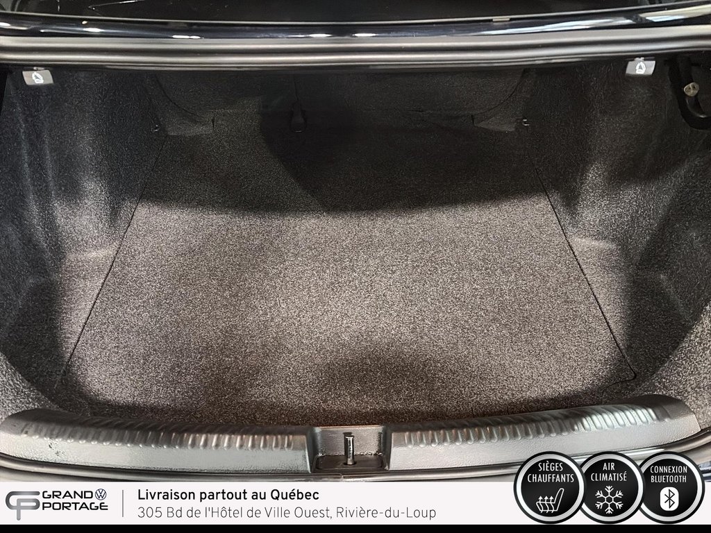 2017 Volkswagen Jetta 1.4 TSI Trendline+, boîte automatique à traction avant in Rivière-du-loup, Quebec - 9 - w1024h768px