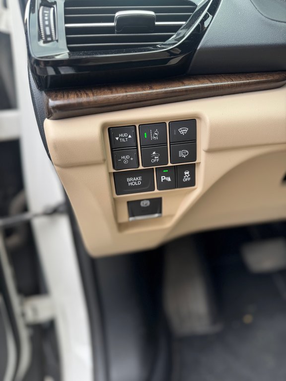 Acura RDX Platinum Elite AWD Toit Ouvrant Cuir 2019 à Terrebonne, Québec - 12 - w1024h768px