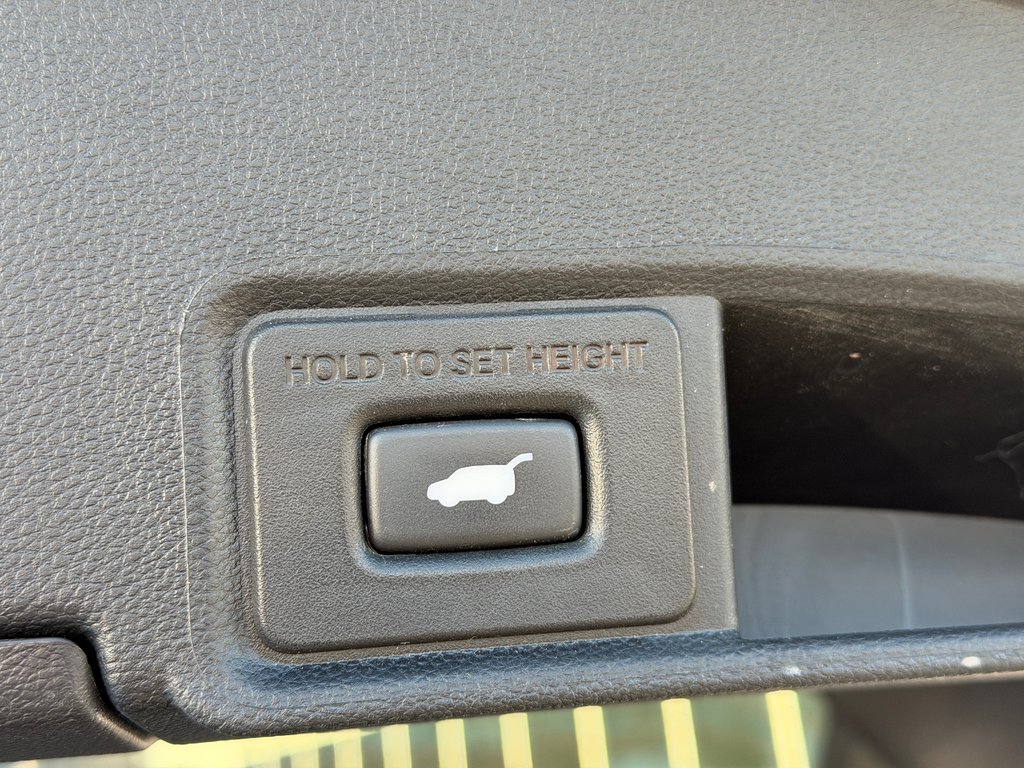 2021 Acura RDX Tech Toit Panoramique Bas Kilométrage in Terrebonne, Quebec - 27 - w1024h768px