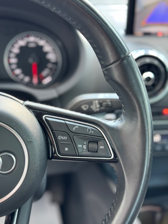 Audi A3 Progressiv Quatro cuir toit ouvrant 2019 à Terrebonne, Québec - 15 - w1024h768px