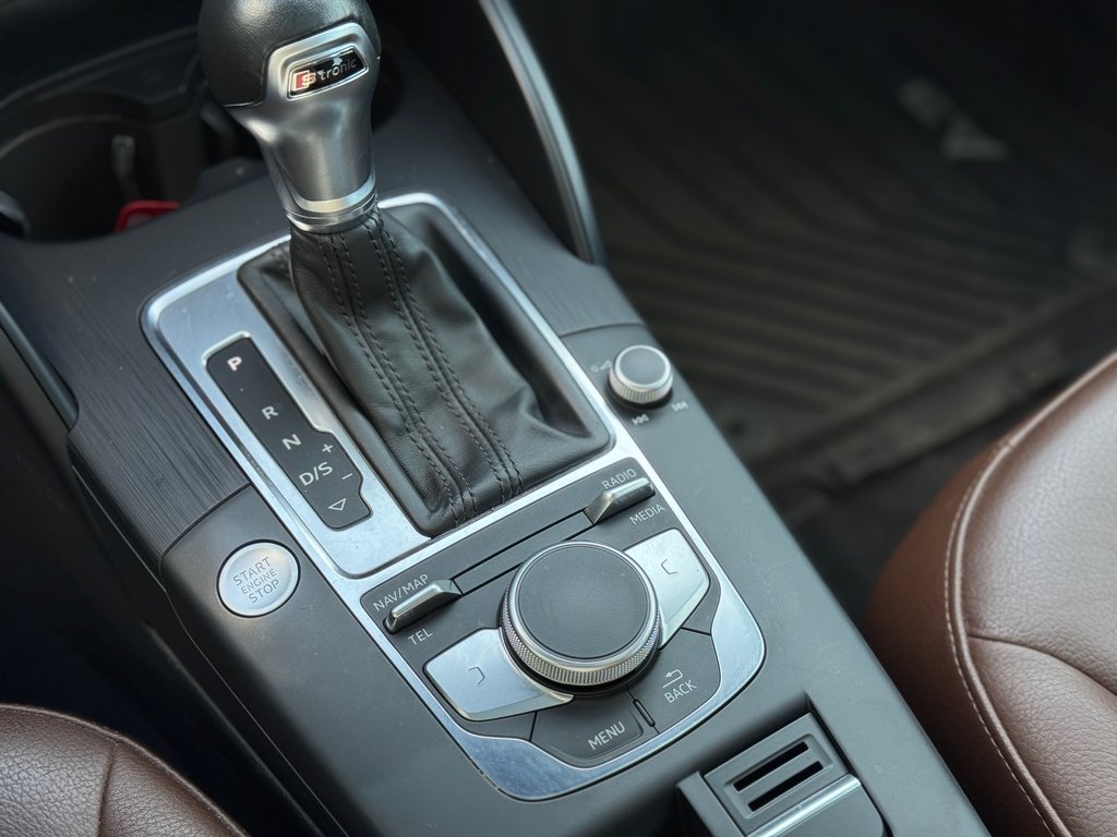Audi A3 Progressiv Quatro cuir toit ouvrant 2019 à Terrebonne, Québec - 21 - w1024h768px