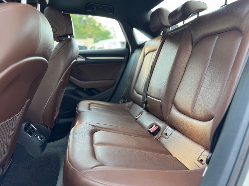 Audi A3 Progressiv Quatro cuir toit ouvrant 2019 à Terrebonne, Québec - 25 - w1024h768px