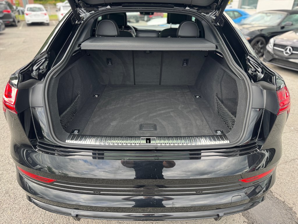 2022 Audi E-tron Sportback Technik Toit Panoramique Bas Kilométrage in Terrebonne, Quebec - 27 - w1024h768px
