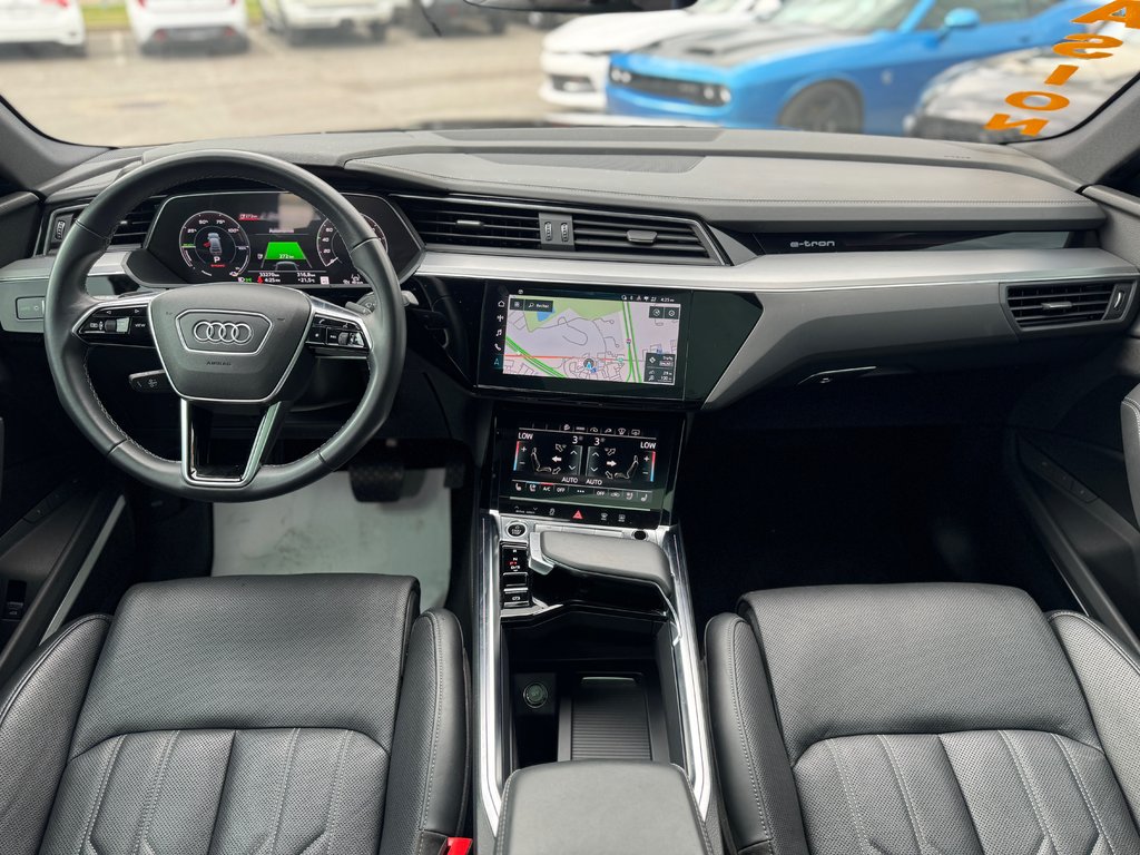 2022 Audi E-tron Sportback Technik Toit Panoramique Bas Kilométrage in Terrebonne, Quebec - 23 - w1024h768px