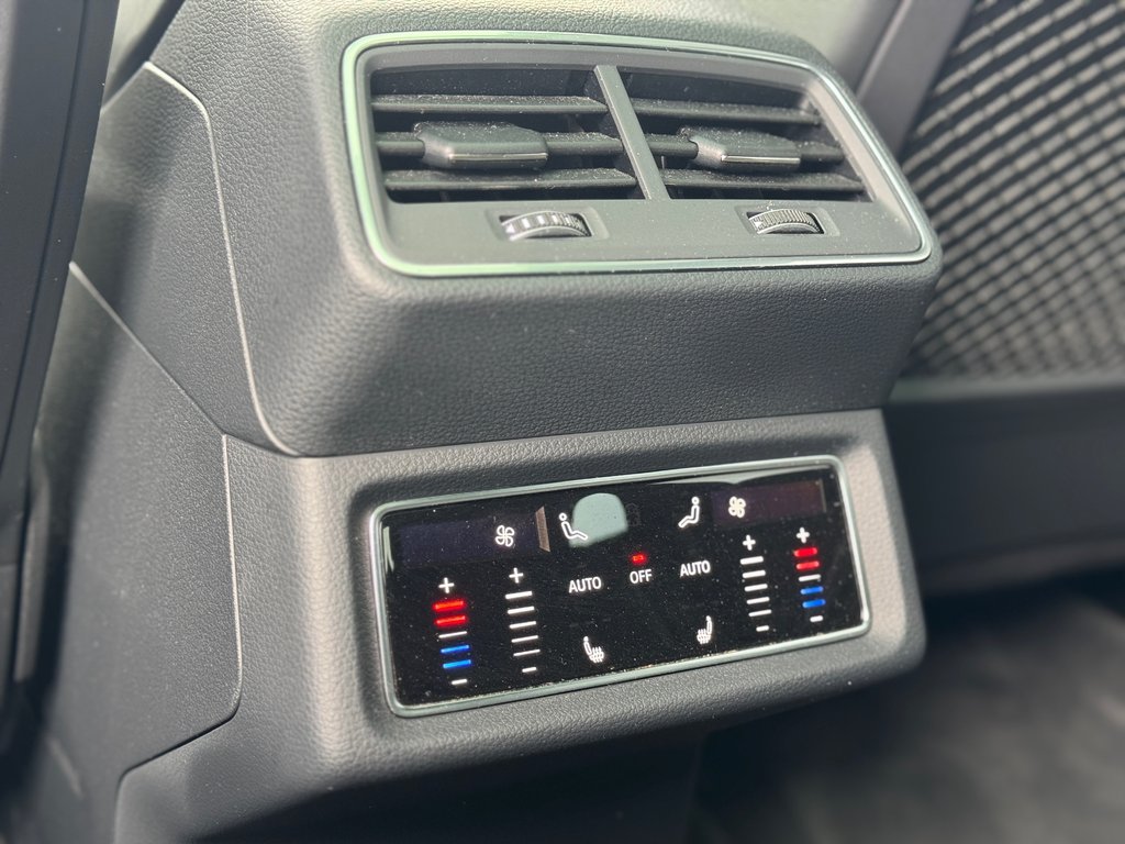 2022 Audi E-tron Sportback Technik Toit Panoramique Bas Kilométrage in Terrebonne, Quebec - 26 - w1024h768px