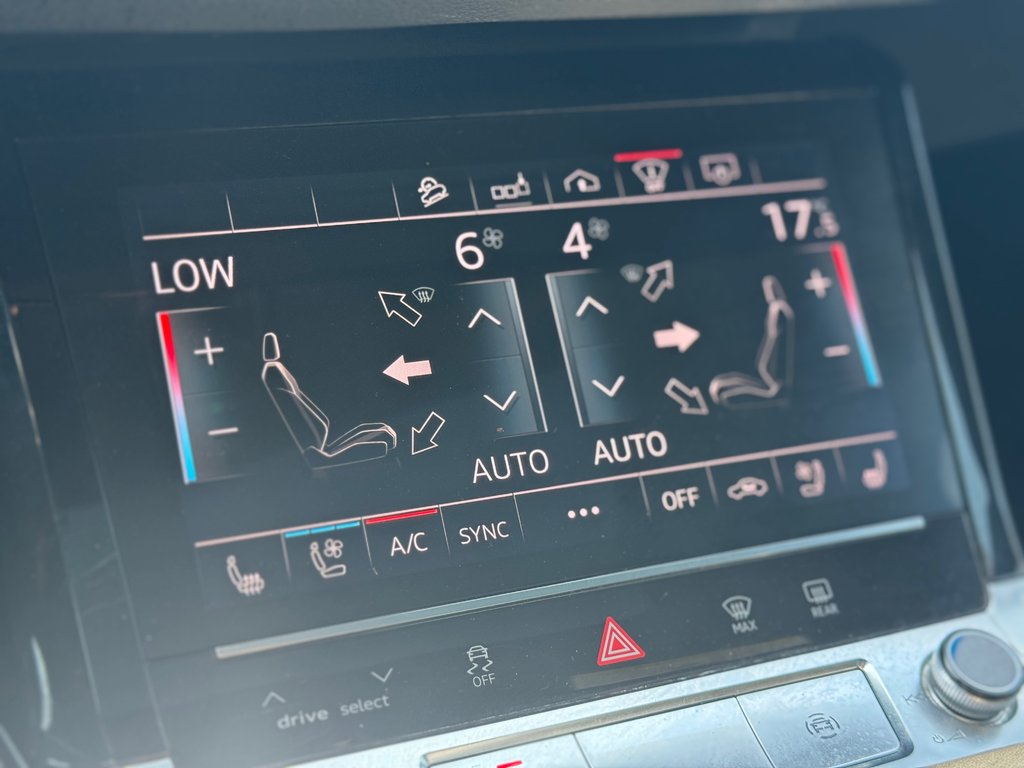 Audi E-TRON Technik AWD Caméra De Recul 2019 à Terrebonne, Québec - 19 - w1024h768px