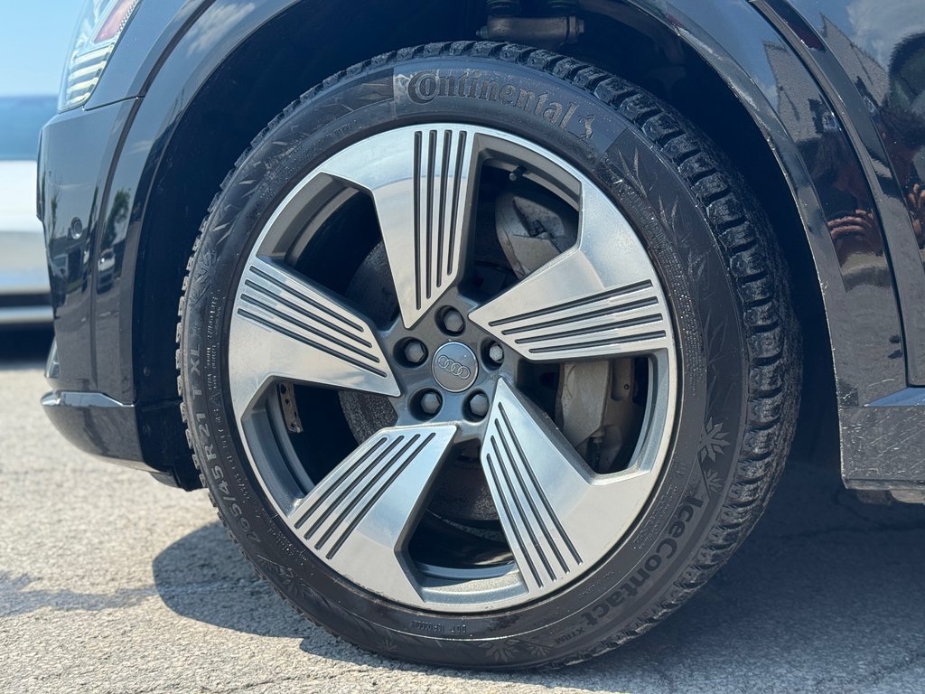 Audi E-TRON Technik AWD Caméra De Recul 2019 à Terrebonne, Québec - 28 - w1024h768px