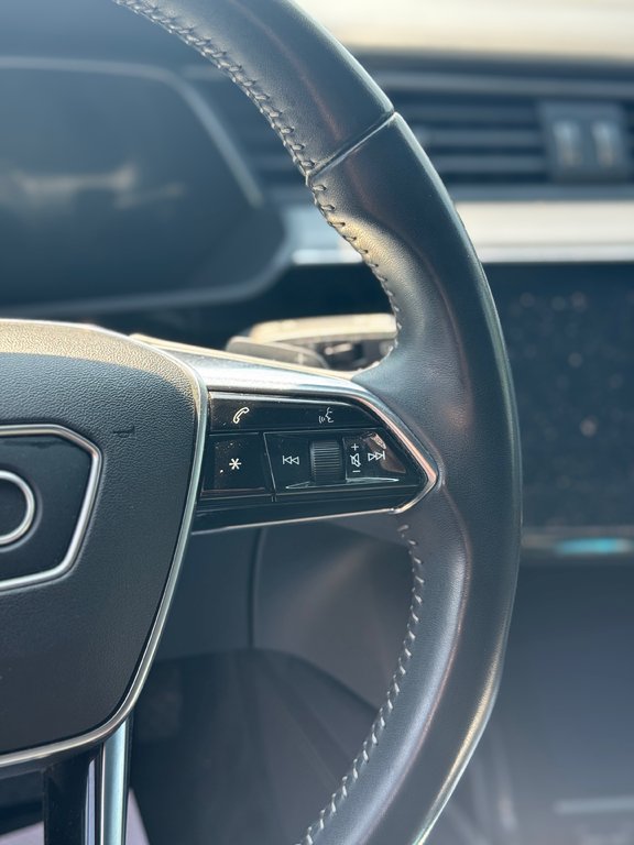 Audi E-TRON Technik AWD Caméra De Recul 2019 à Terrebonne, Québec - 15 - w1024h768px