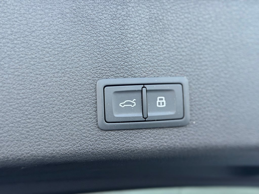 2022 Audi e-tron Technik AWD Caméra De Recul in Terrebonne, Quebec - 27 - w1024h768px