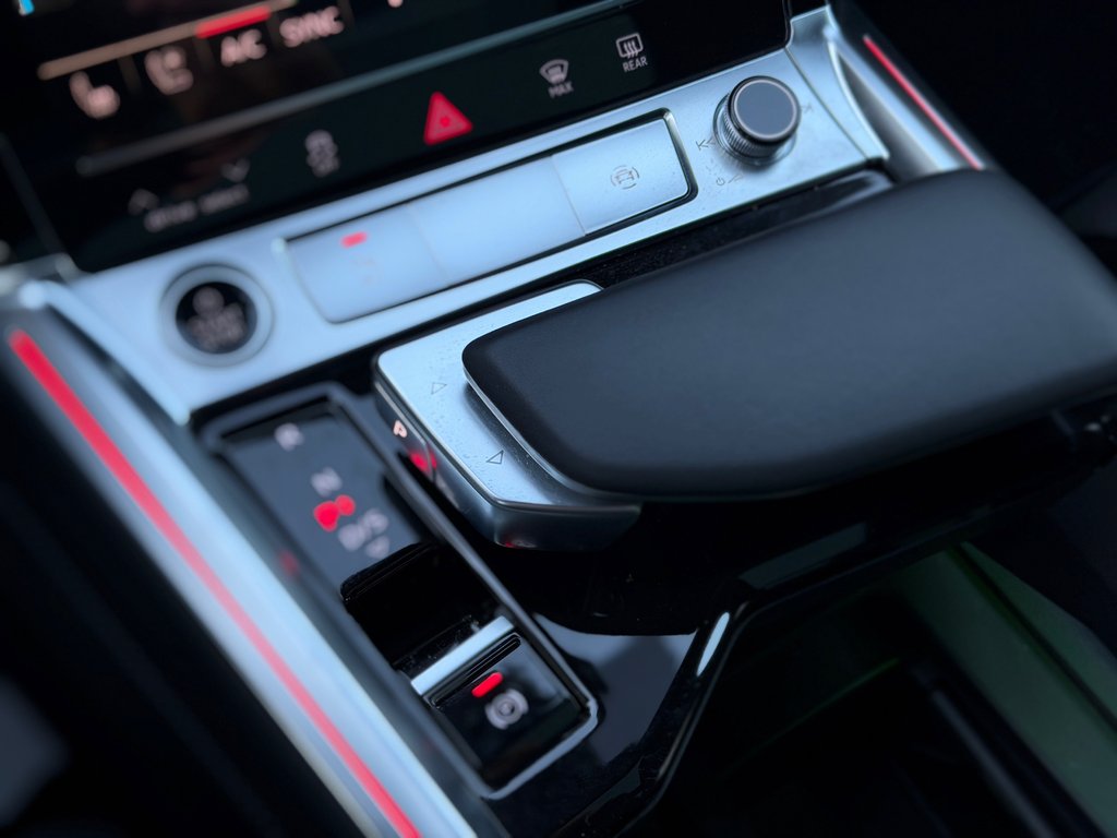 2022 Audi e-tron Technik AWD Caméra De Recul in Terrebonne, Quebec - 20 - w1024h768px