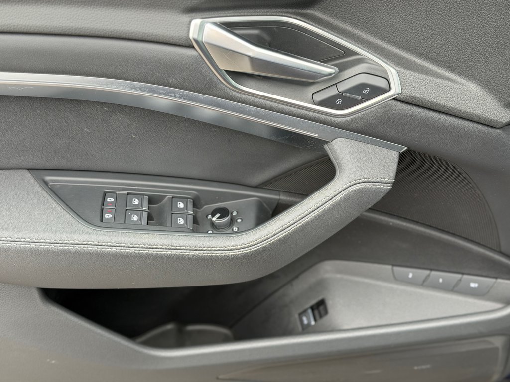 2022 Audi e-tron Progressiv AWD Caméra De Recul in Terrebonne, Quebec - 8 - w1024h768px