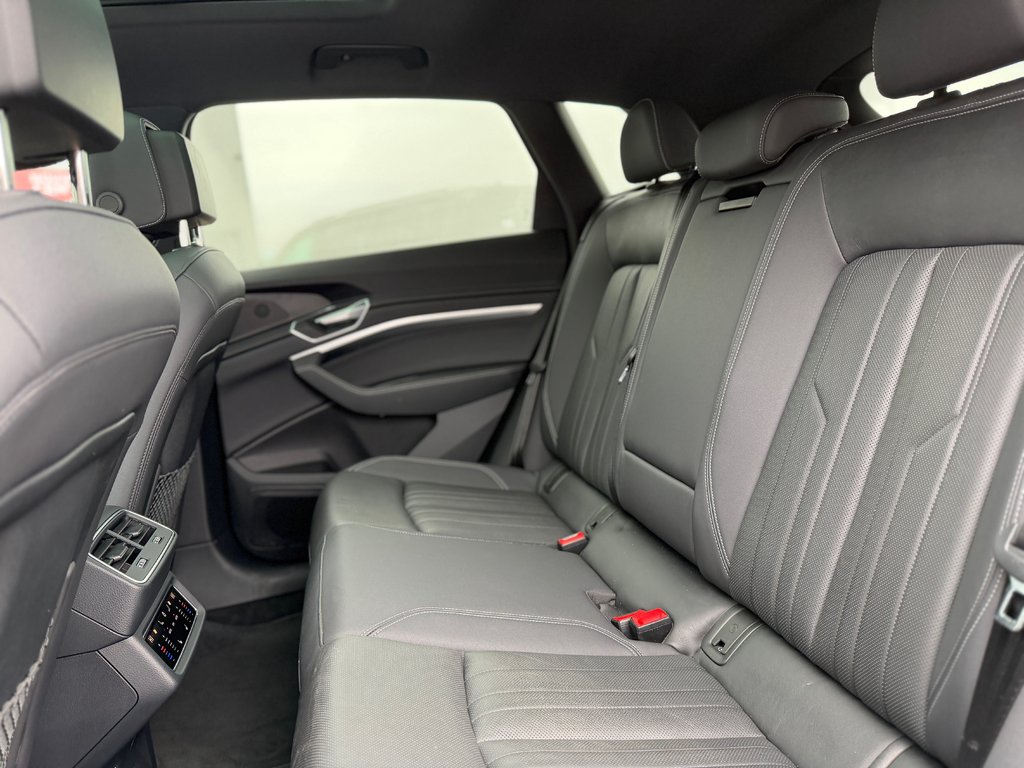 2022 Audi e-tron Progressiv AWD Caméra De Recul in Terrebonne, Quebec - 26 - w1024h768px