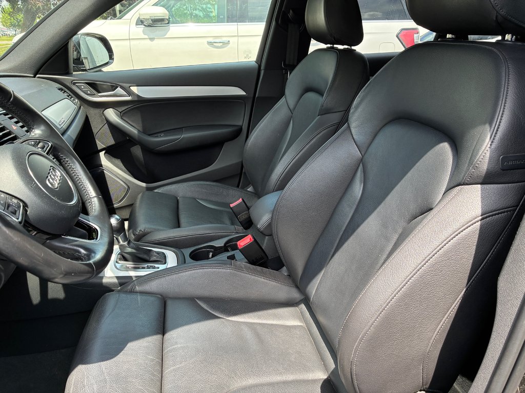 2015 Audi Q3 Technik, BAS KM, CUIR, TOIT, NAV in Boucherville, Quebec - 7 - w1024h768px